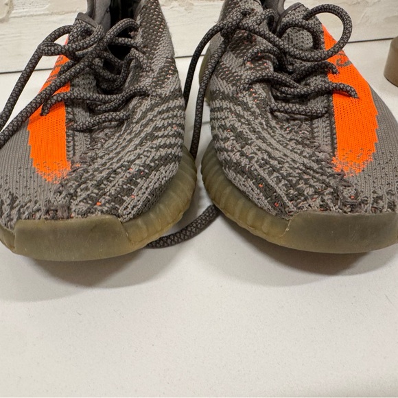 Adidas Yeezy Boost 350 v2 Men’s 8.5 Carbon Beluga Kanye HQ7045 - Picture 8 of 15